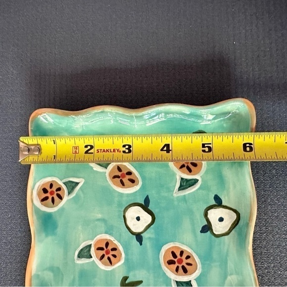 Hand painted large dish in style of Anthropologie ceramic butterfly flowers​​ - Picture 4 of 9